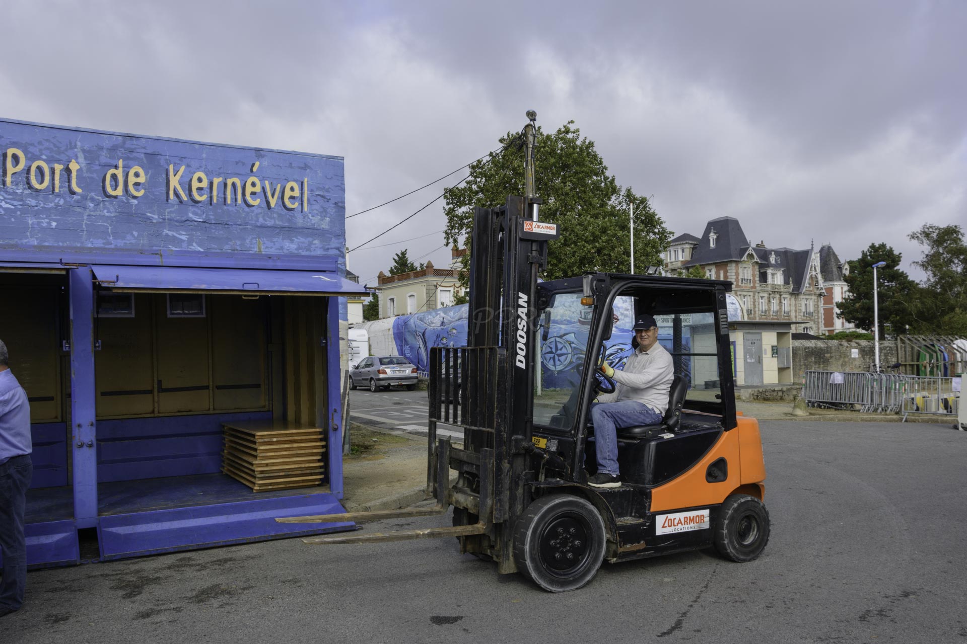 APPRL_Thon_montage-9208.jpg